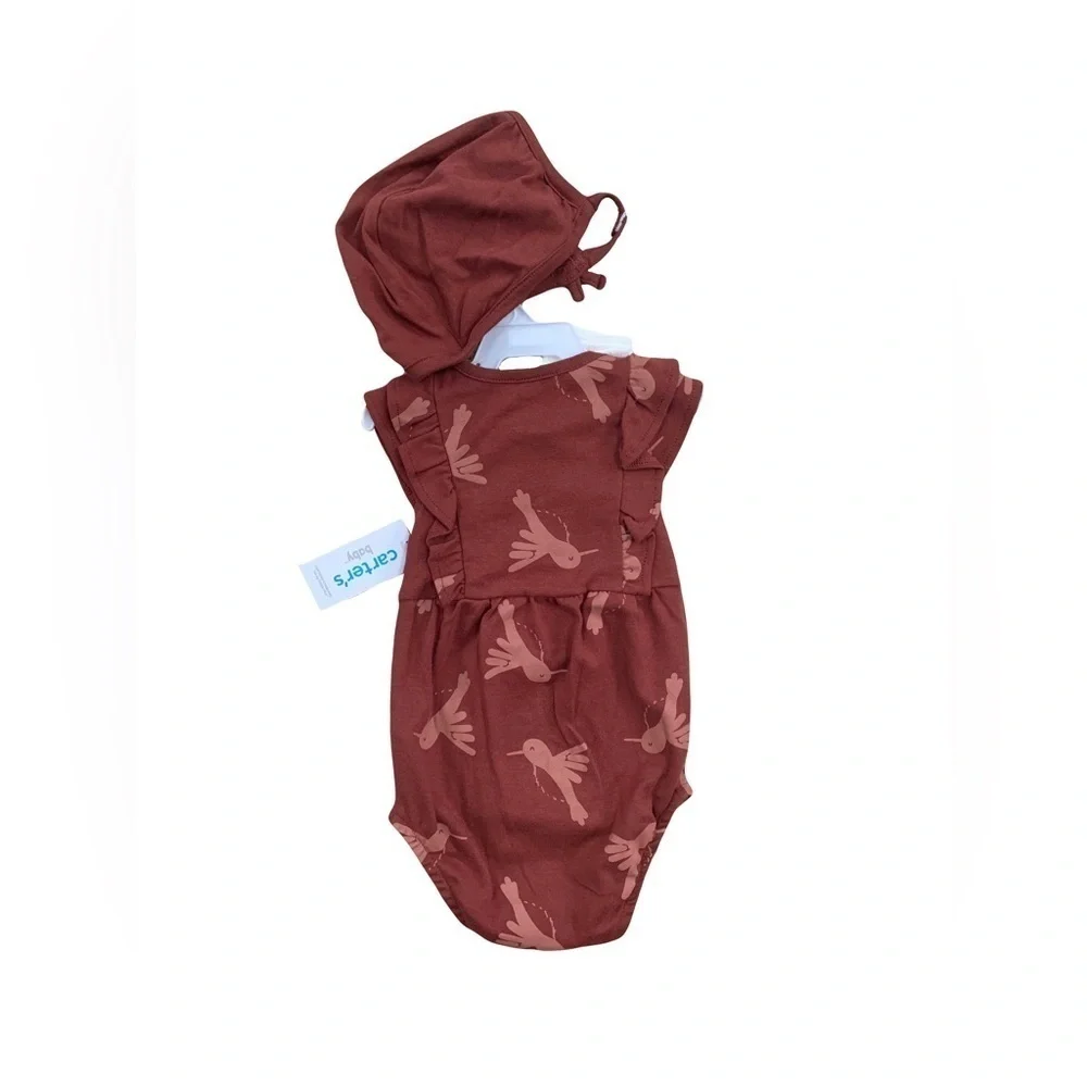 Carter's NWT Size 12 Months 3 Piece Romper, Bonnet and Socks Set
